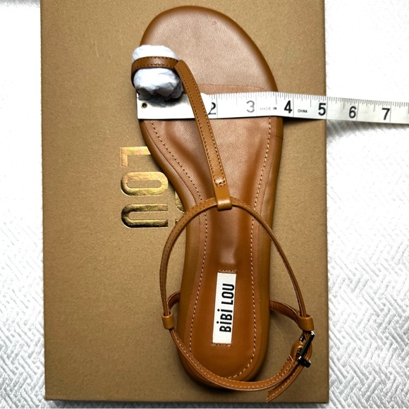 NIB BIBI LOU Anthropologie Flat Leather Toe Loop Sandals in Cedar/Tan Size 37 - Picture 12 of 12